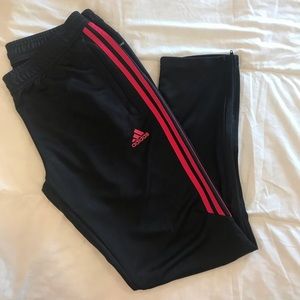Adidas Men’s jogger - size large